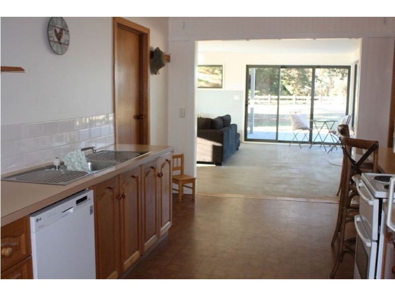 259 Inverloch Venus Bay Road, Inverloch VIC 3996