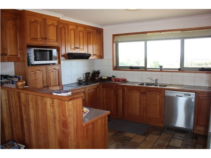 90 Duncans Road, Inverloch VIC 3996