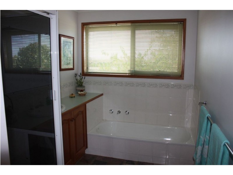 90 Duncans Road, Inverloch VIC 3996