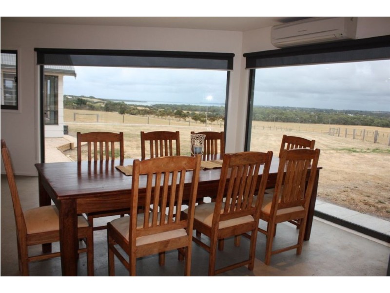 259 Inverloch Venus Bay Rd, Inverloch VIC 3996