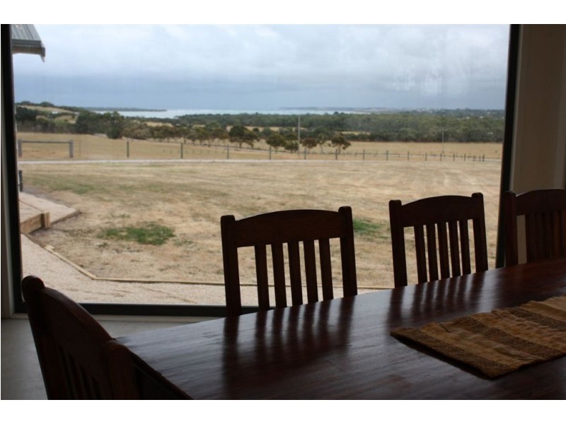 259 Inverloch Venus Bay Rd, Inverloch VIC 3996