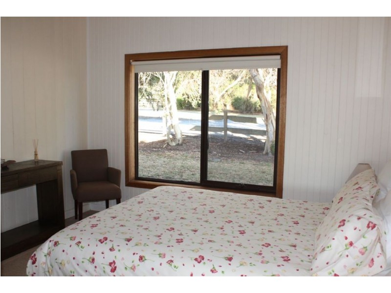 259 Inverloch Venus Bay Rd, Inverloch VIC 3996