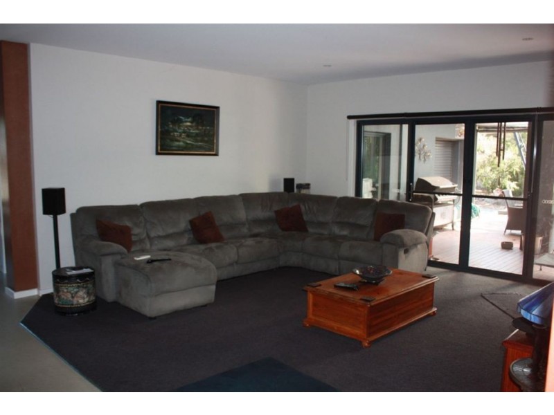 41 Woodland Heath Drive, Inverloch VIC 3996