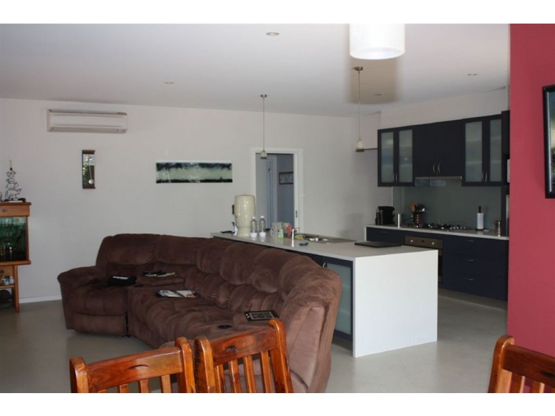 41 Woodland Heath Drive, Inverloch VIC 3996
