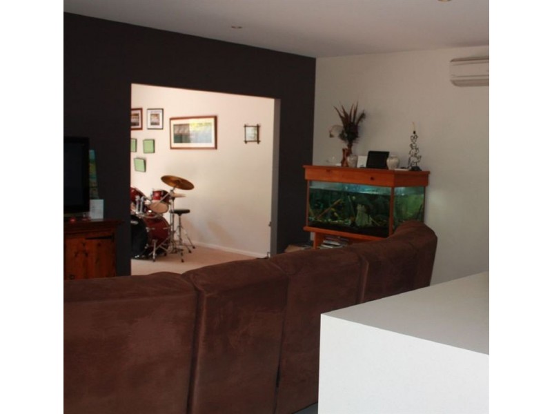 41 Woodland Heath Drive, Inverloch VIC 3996