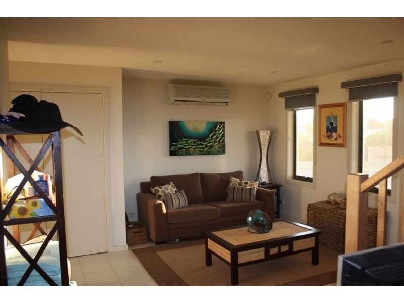 26 Bayview Ave, Inverloch VIC 3996