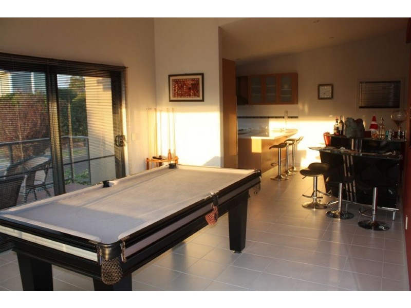 26 Bayview Ave, Inverloch VIC 3996