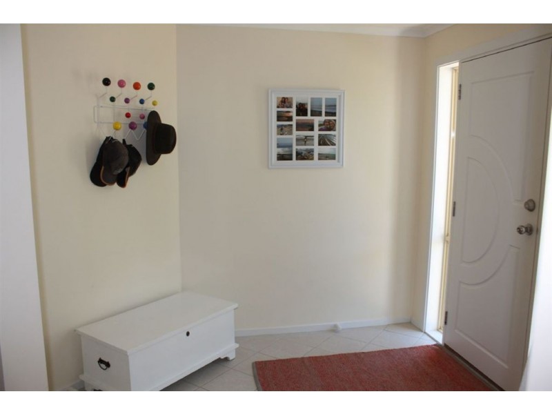 1/24-26 Kathryn Close, Inverloch VIC 3996