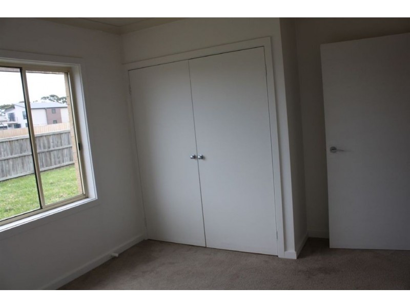 6 Endeavour Place, Inverloch VIC 3996