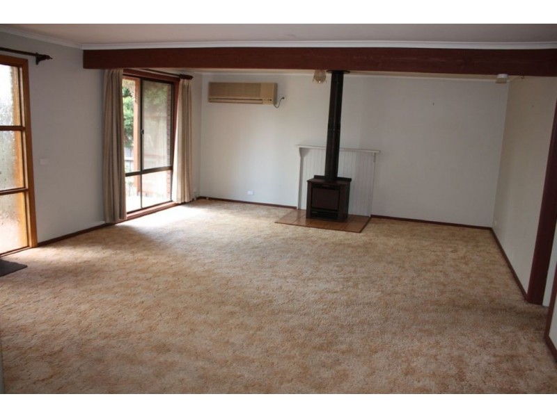 29 Dixon Street, Inverloch VIC 3996