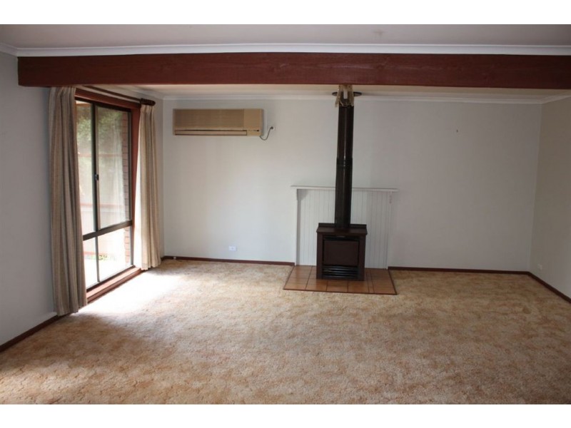 29 Dixon Street, Inverloch VIC 3996