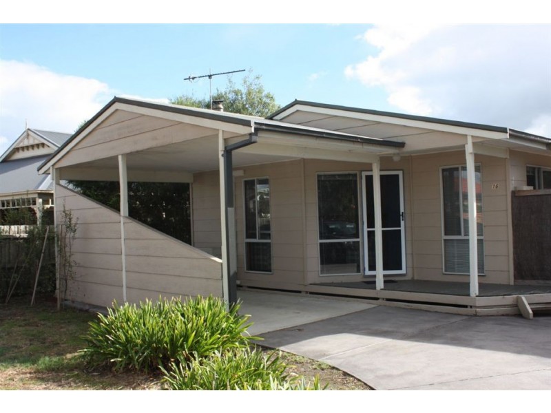 16 Leicester Square, Inverloch VIC 3996