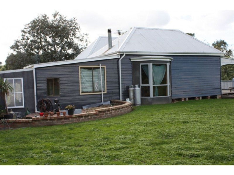 755 Anderson’s Inlet Road, Bena VIC 3946