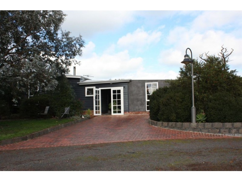 755 Anderson’s Inlet Road, Bena VIC 3946