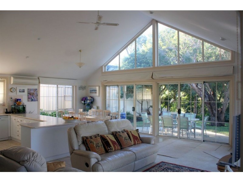 6 Western Street, Inverloch VIC 3996