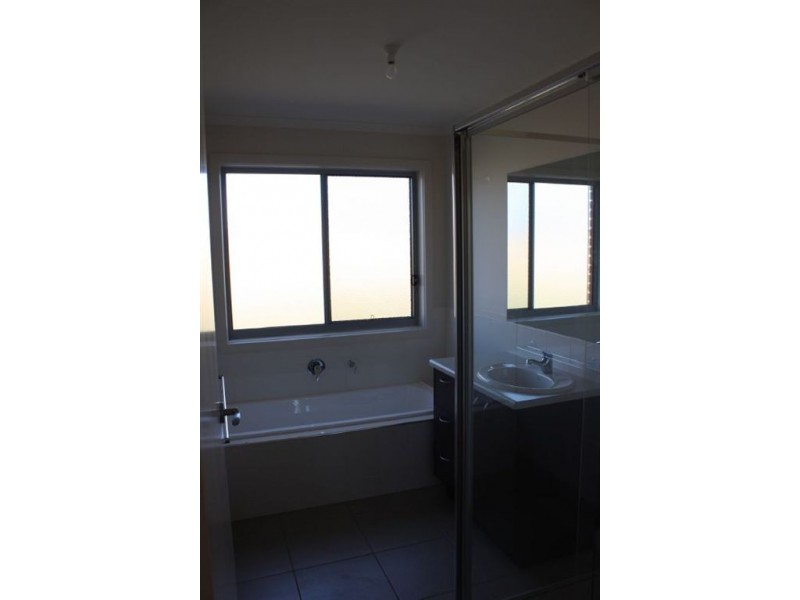 6 Lavender Place, Inverloch VIC 3996