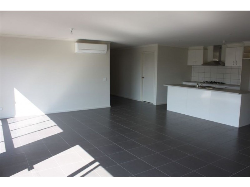 6 Lavender Place, Inverloch VIC 3996