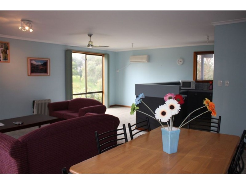 112 McIndoe Ave., Venus Bay VIC 3956