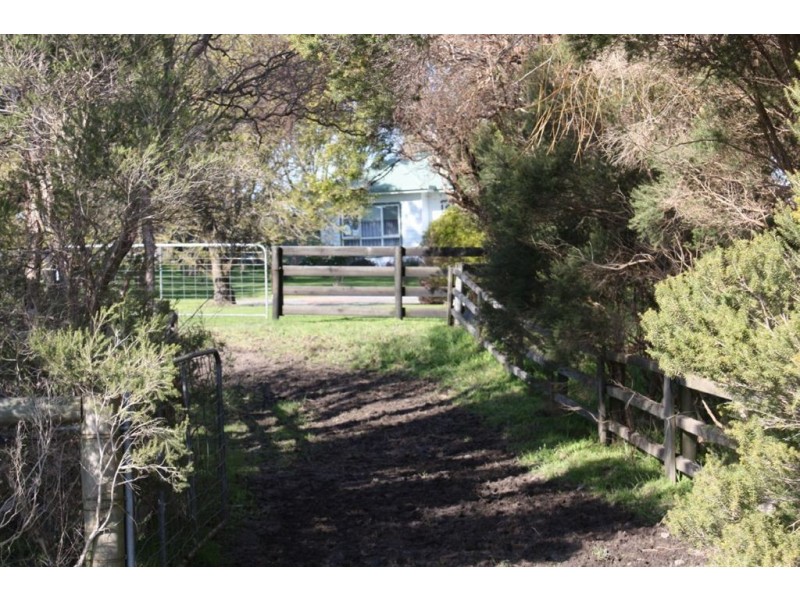 185 Dalyston-Glenn Forbes Road, Dalyston VIC 3992