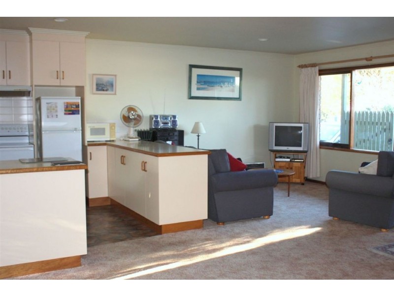 1A Russell St, Inverloch VIC 3996