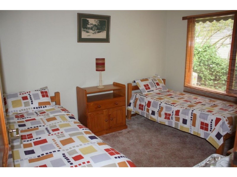 1A Russell St, Inverloch VIC 3996