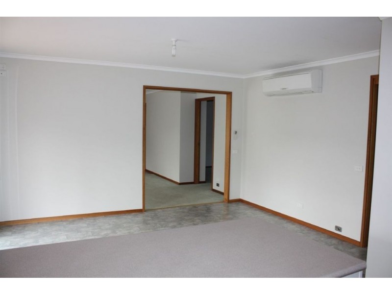 25 Pier Road, Inverloch VIC 3996