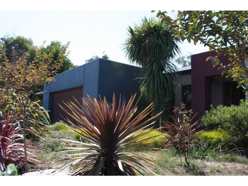 41 Woodland Heath Drive, Inverloch VIC 3996