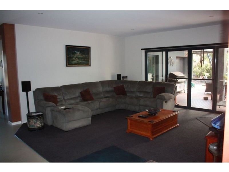 41 Woodland Heath Drive, Inverloch VIC 3996