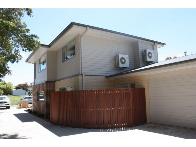 16 Grandview Grove, Inverloch VIC 3996