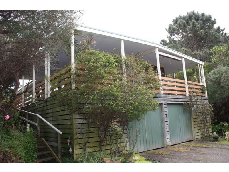 18-22 Jupiter Boulevard, Venus Bay VIC 3956