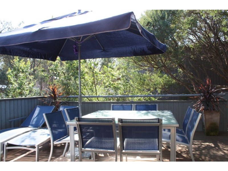 2 Sand Court, Inverloch VIC 3996