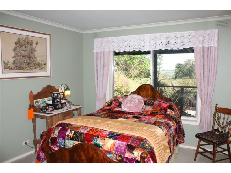 645 Koonwarra-Pound Creek Rd, Inverloch VIC 3996