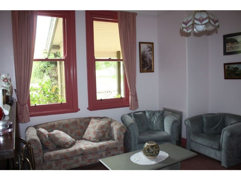 7 Smith Street, Loch VIC 3945