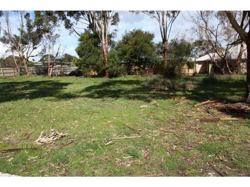 11 Correa Place, Inverloch VIC 3996