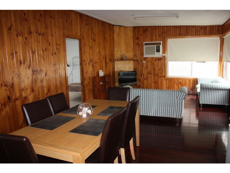 8 Kenneth Street,, Inverloch VIC 3996