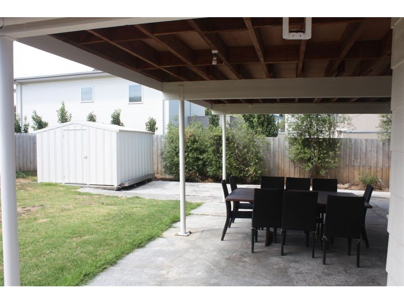 71 Bayview Avenue, Inverloch VIC 3996