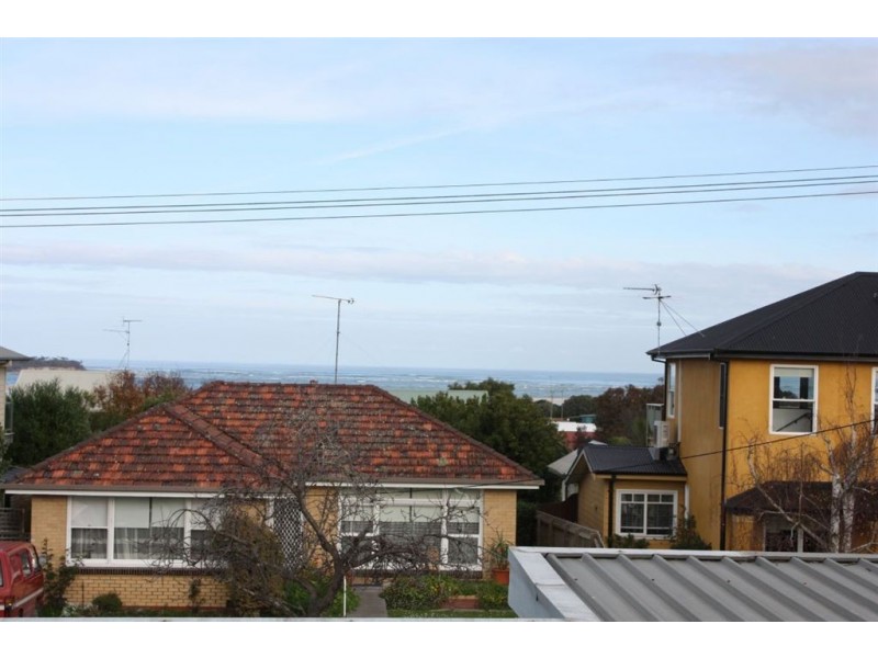 71 Bayview Avenue, Inverloch VIC 3996