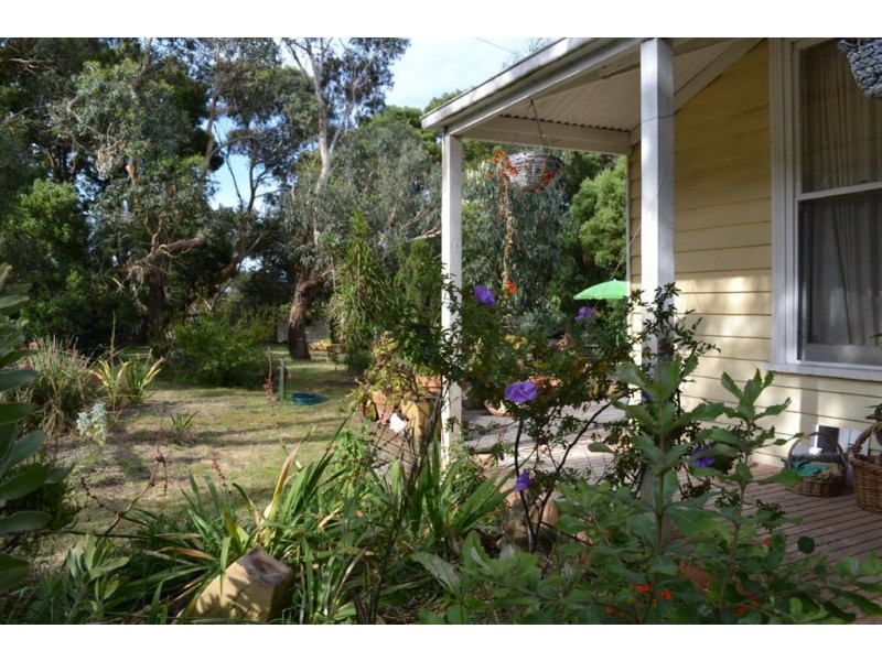 77 River Drive,, Tarwin Lower VIC 3956