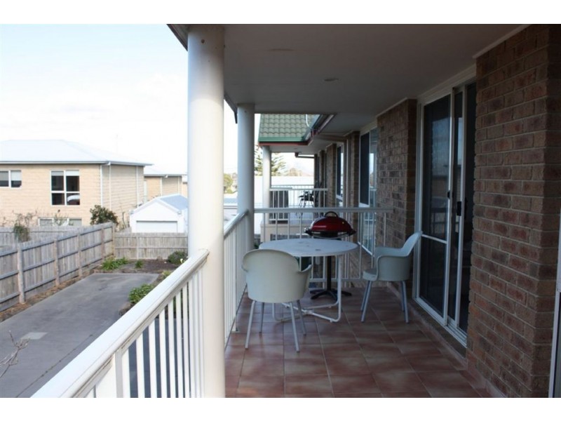 2/37 A’Beckett Street,, Inverloch VIC 3996