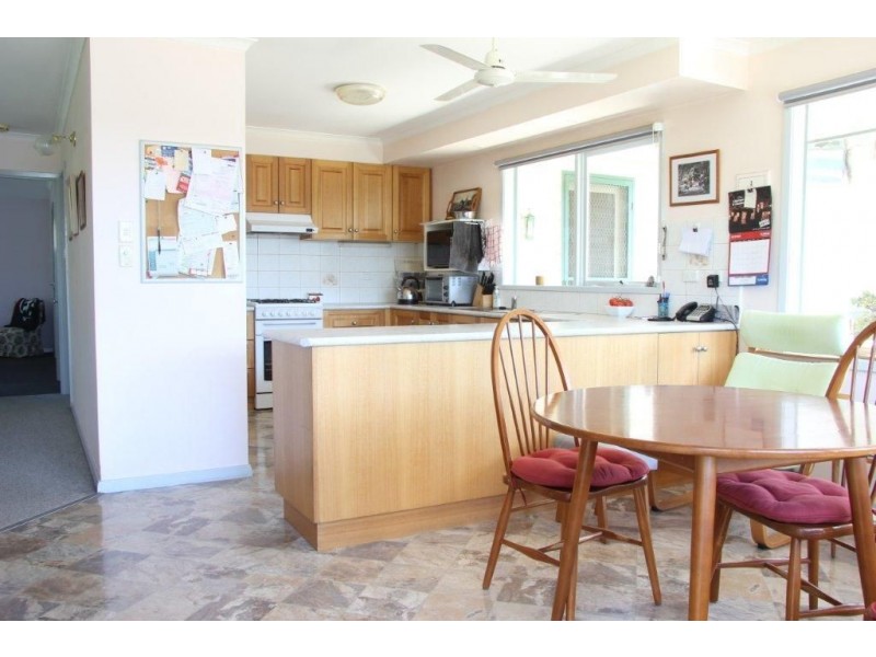 15 Balding Street, Mirboo North VIC 3871