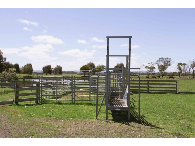 5755 Bass Highway, Inverloch VIC 3996