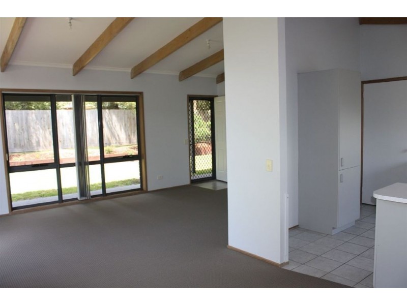 3 Kenways Court, Inverloch VIC 3996