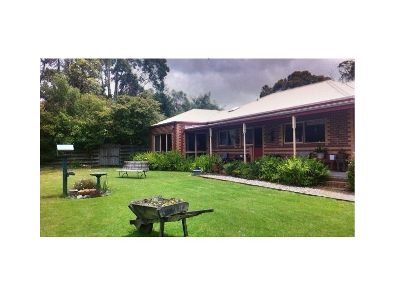 607 Waratah Road, Fish Creek VIC 3959