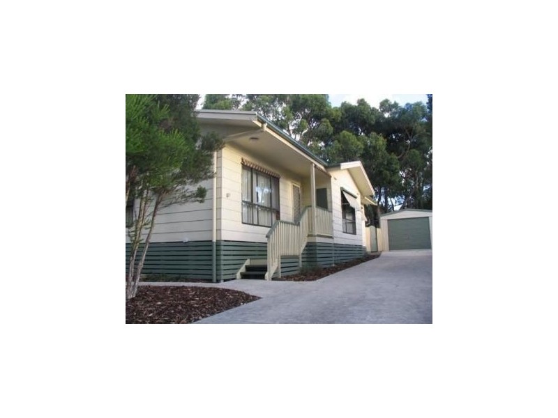 16 Hamilton Street, Inverloch VIC 3996