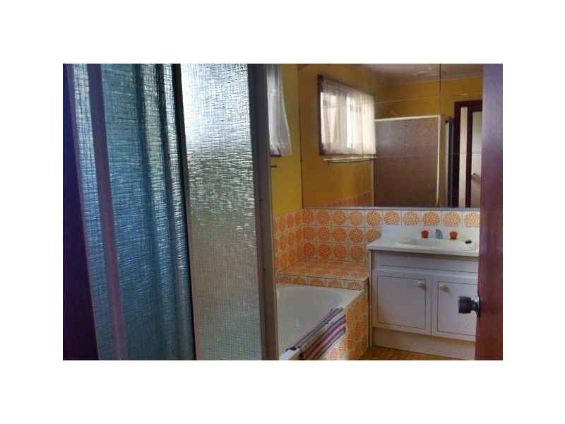 2 Box Avenue, Sandy Point VIC 3959