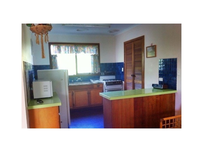 2 Box Avenue, Sandy Point VIC 3959