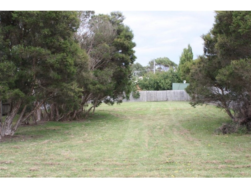 19 Tamara Crescent, Inverloch VIC 3996