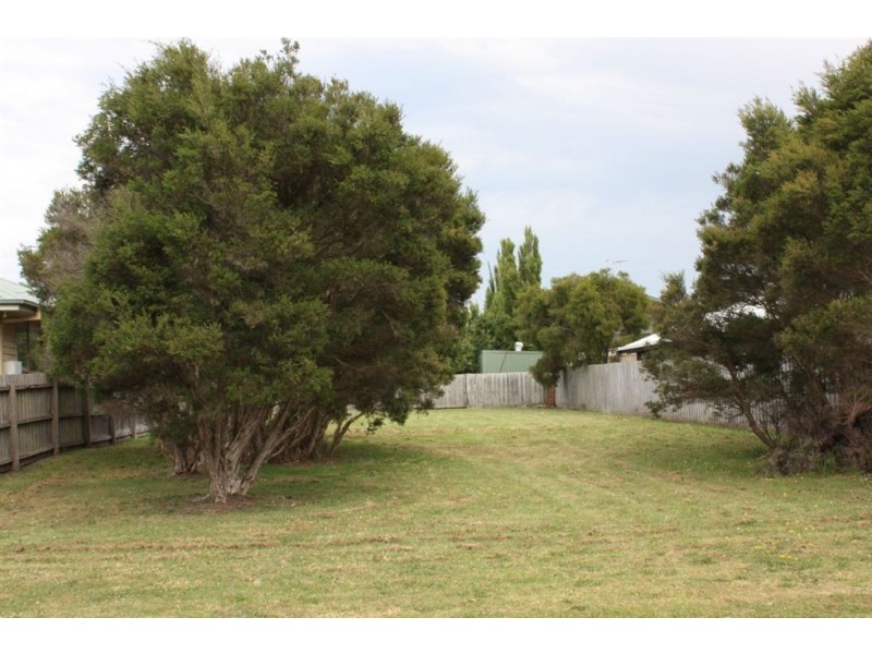 19 Tamara Crescent, Inverloch VIC 3996