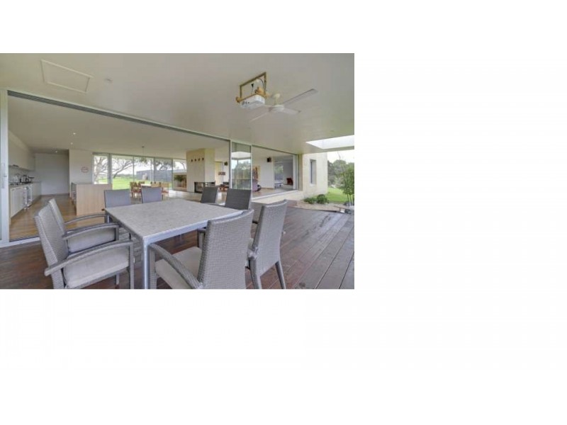 188 Albert Ruttle Drive, Inverloch VIC 3996