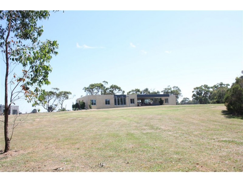 188 Albert Ruttle Drive, Inverloch VIC 3996